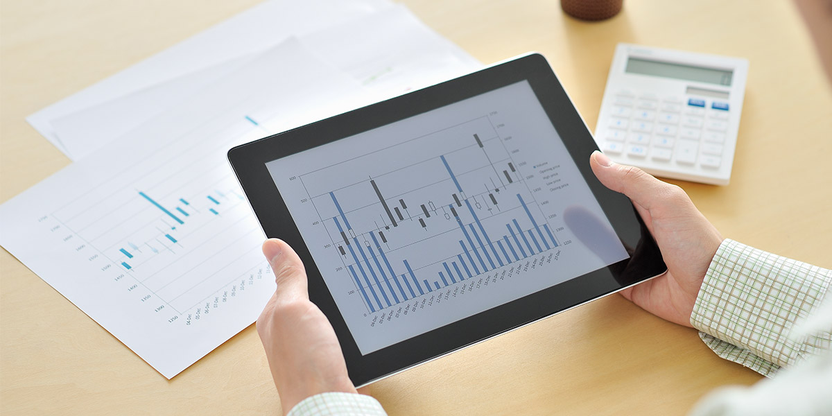 Compounding and diversification: two keys to overcoming stock market volatility